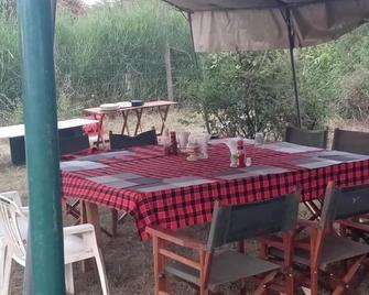 Mara Duma Bush Camp - Talek - Patio