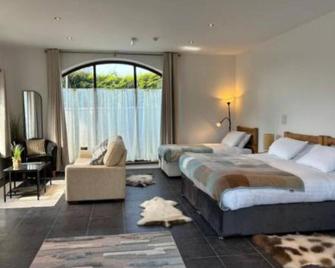 Thejewel Lodge & Spa Glengarriff - Glengarriff - Bedroom