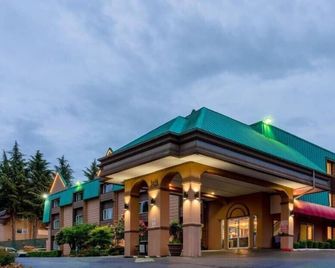 Sutton Suites Hotel - SeaTac - Budynek