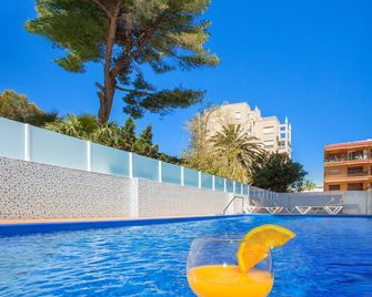 Hotel RH Gijon - Gandia - Pool