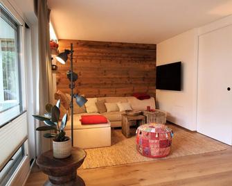 Apartment Franz-Walde-Weg by Apartment Managers - Kitzbühel - Sala de estar