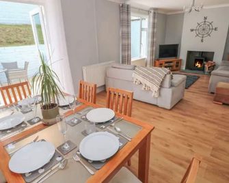 Afan House - Afan Forest park - Port Talbot - Dining room