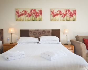 The Cliff Hall - Shanklin - Bedroom