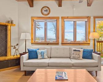 Escape 2 Stowe: 5 minutes from village of Stowe - Morrisville - Sala de estar