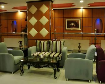 Rokn Al Omor Apartments - Al Taawoun - Riyad - Salon