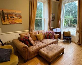 Fabulous 6 Bedroom Victorian Period House - Condado de Londonderry - Sala de estar