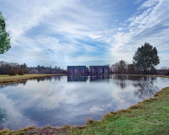 Tamarack Wisconsin Dells a Ramada by Wyndham - Wisconsin Dells - Outdoors view