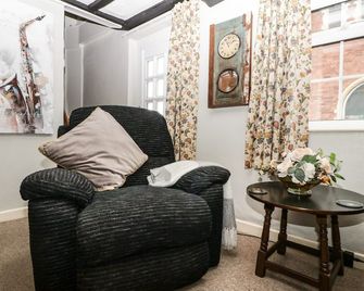 Cariad Cottage - Ludlow - Living room