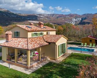 Villa Mare & Monti Istra - Opatija - Edificio