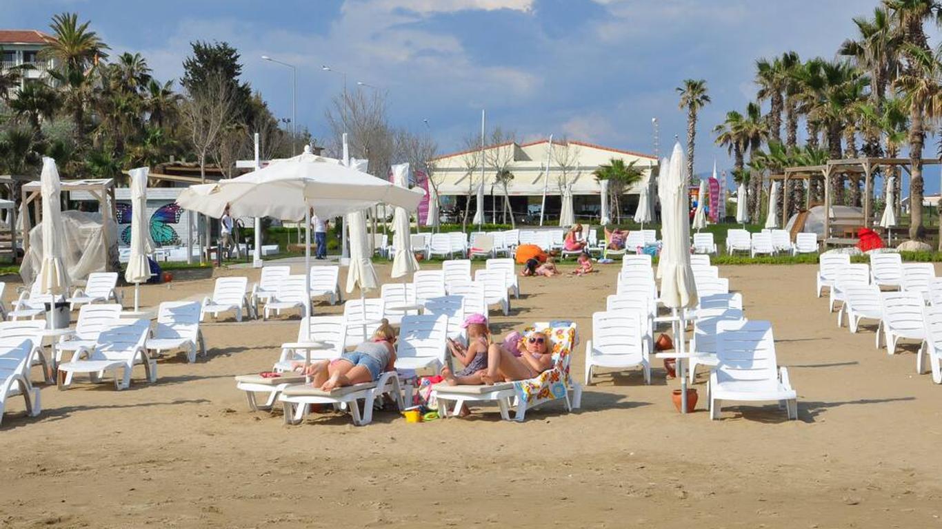 Cinar Family Suite Hotel Side