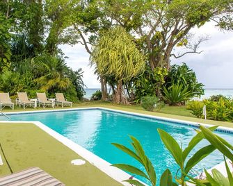 Villa Viento - Tower Isle - Piscina