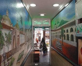 Hostal Flores - Quito