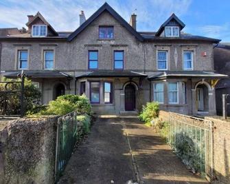 Victorian Townhouse next to UCC, Cork - Cork - Edificio