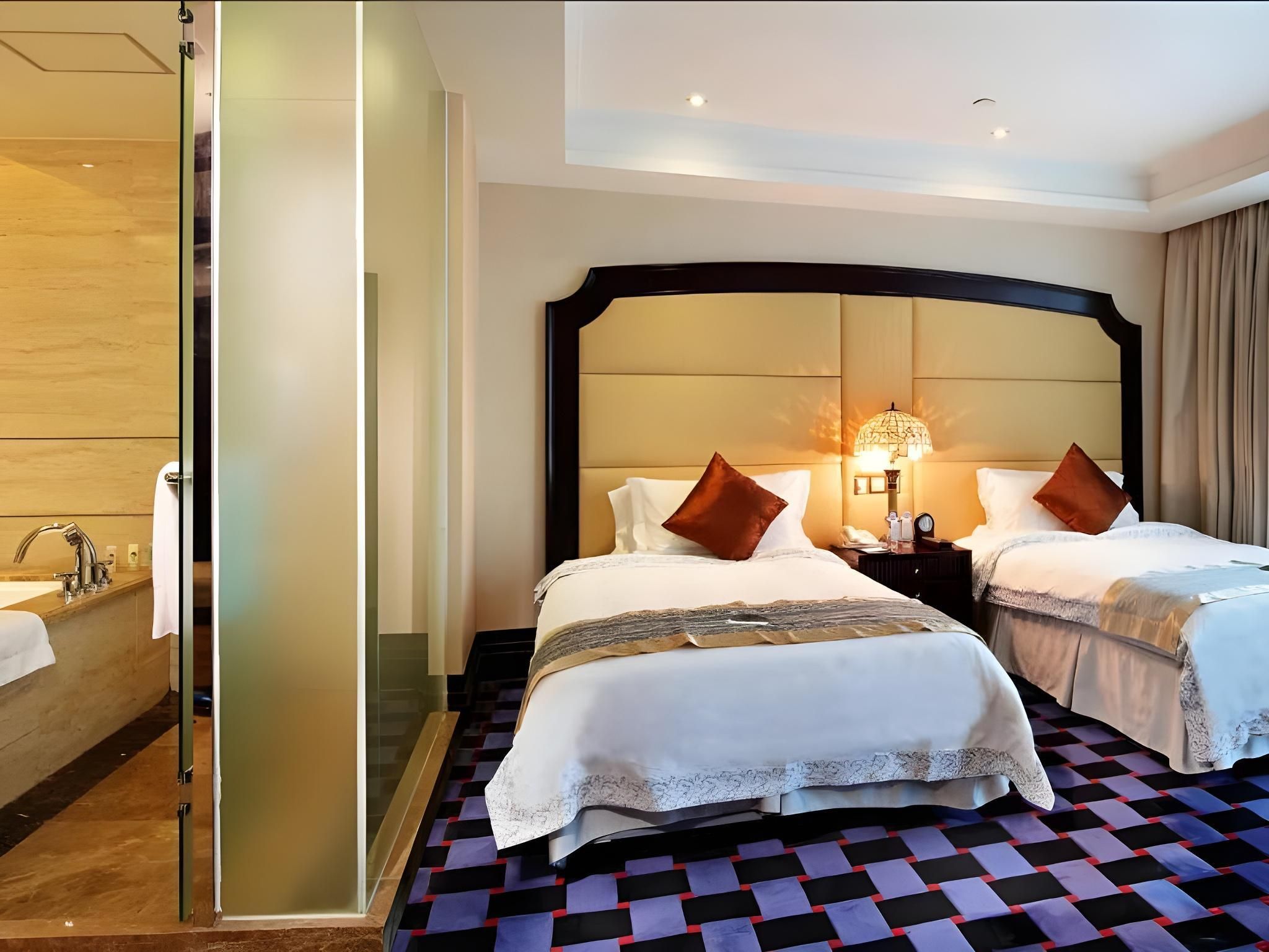 Royal Mediterranean Hotel