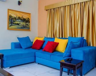 Super Furnished 3-Bedroom Duplex - Lekki - Living room