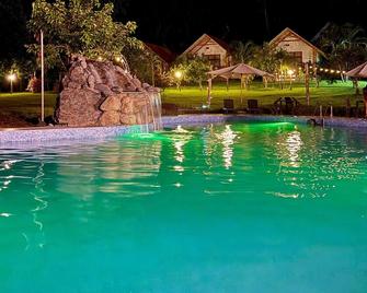 Mercedes Lodge - San Ramón - Pool