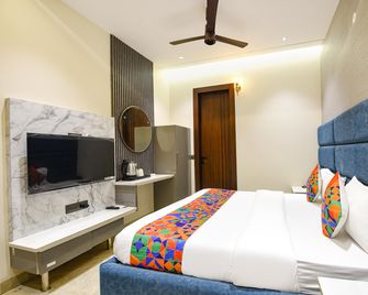 Fabhotel K9 Pearl - Ludhiana - Slaapkamer