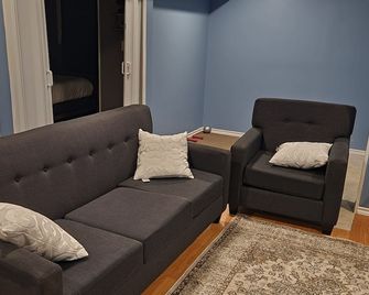 Room-cosy Basement Apartment - Saint John - Wohnzimmer