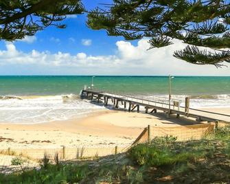 12 Lady Bay - Normanville - Beach