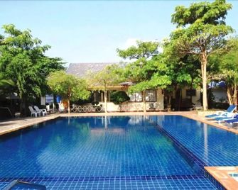 Andaman Resort - Ko Phi Phi - Pool