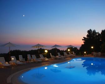 Paradise Bay of the Moon Resort with stunning sea views - - Camerota - Pool