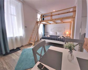 92 Residence - Brasov - Yemek odası