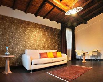Relais Villa d'Assio - Colli Sul Velino - Living room