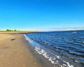 De Poort van Zeeland aan het water met jacuzzi - Sint Annaland - Playa
