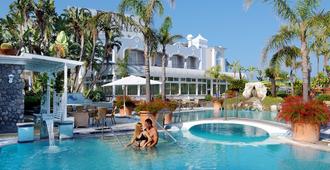 Sorriso Thermae Resort & Spa - פוריו - בריכה