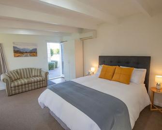 Allen Street - Studio & Optional Private Sauna - Methven - Bedroom