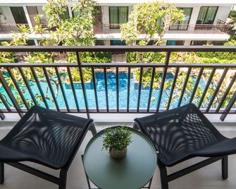 The Title Kr Beach Condotel Rawai Phuket - Rawai - Balcony