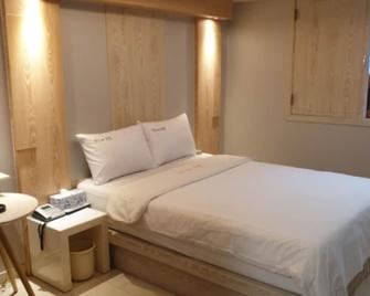 Suwon Sunstar Motel - 水原 - 臥室