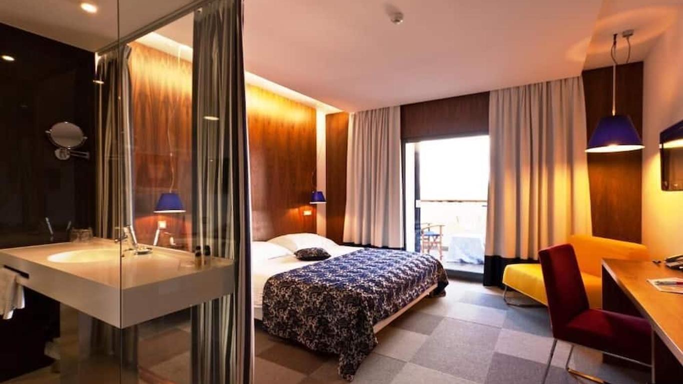 Hotel IN