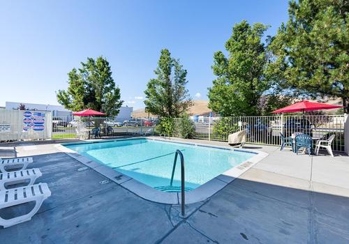 Motel 6 Carson City C$ 68 (C̶$̶ ̶1̶0̶7̶). Carson City Hotel Deals