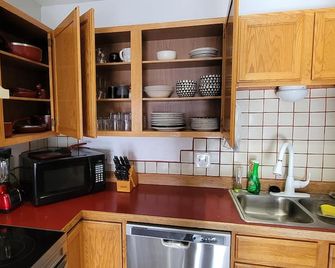 townhouse with jacuzzi and 1 car garage - West Wendover - Cocina