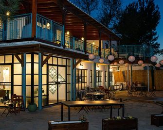 Neve Shalom Hotel - Yesodot
