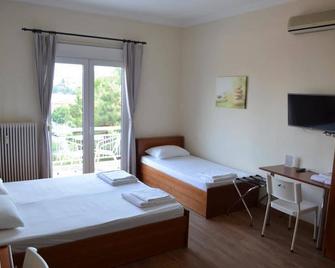 Hotel Europa - Family and Senior Friendly - 卡瓦拉 - 臥室