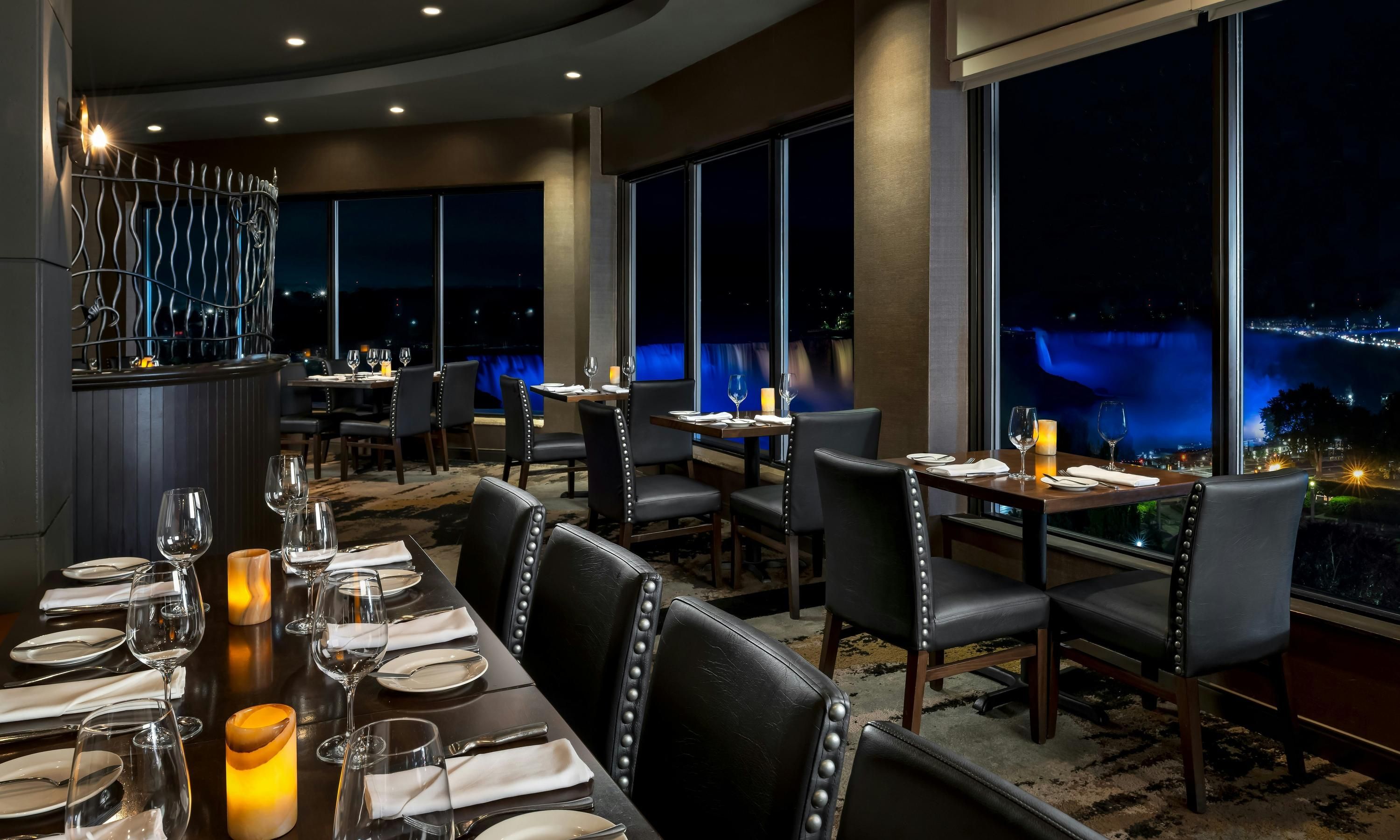 ذا بروك نياجارا فولز فولزفي ، تابيستري باي هيلتون - نيغارا فولز - مطعم