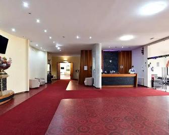 Hotel Le Cardinal - San Prospero - Front desk
