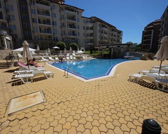 Menada Apartments in Sunny Beach Hills - Nesebyr - Basen