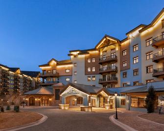 حياة بليس تشونجلي - تشانغجياكو - مبنى