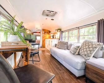 'skoolie'- The Emerald Gypsy - School Bus Conversion - Mountain View - Living room