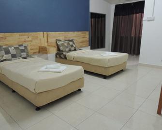 Perintis Motel Kuah - Hostel - Langkawi - Bedroom