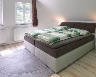 Rhein-Mosel-Ferienhaus - 브로덴바흐 - 침실