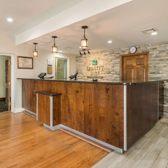 Front desk view of Quality Inn Tulsa Central