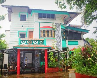 Surya resort - Bhandardara - Building