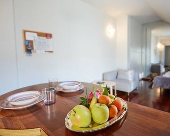 GuestHost - Studio con Balcone per 2 persone - Milan - Phòng ăn