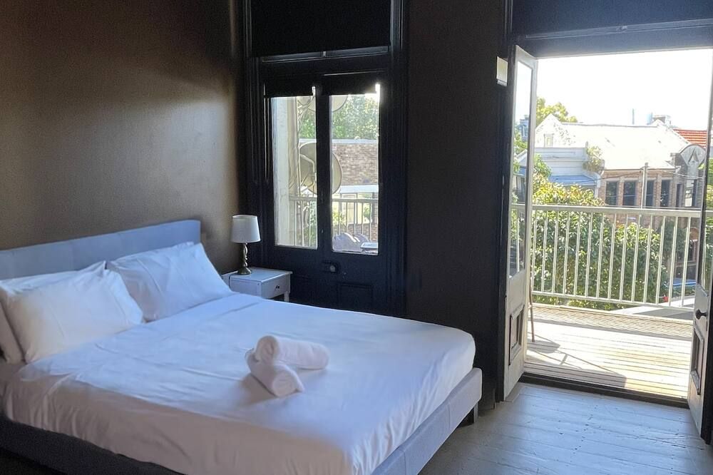 Glengarry Castle Hotel - סידני