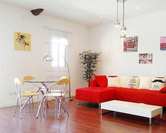 Habitaciones céntricas en Tàrrega - Tarrega - Вітальня