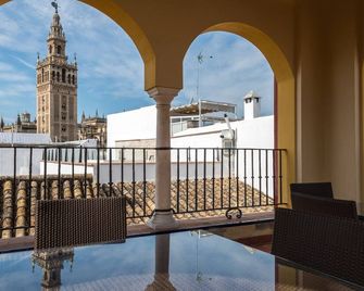 皮內羅宮精品酒店 - 塞維爾 - 塞維利亞 - 陽台